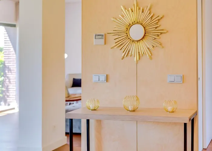 L\'Orangerie Modern 1Bdr Apartment, Ground Floor
