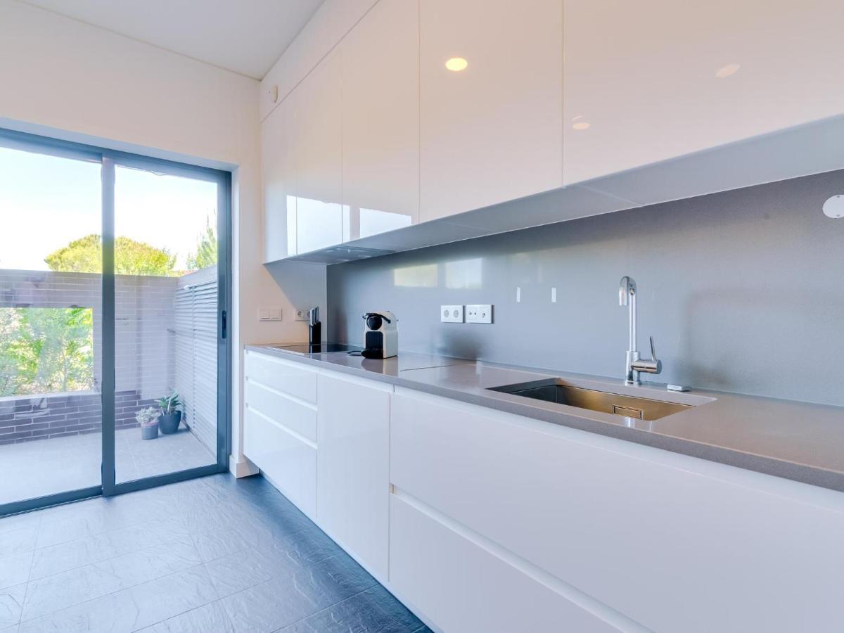 L'orangerie Modern 1bdr Apartment, Ground Floor